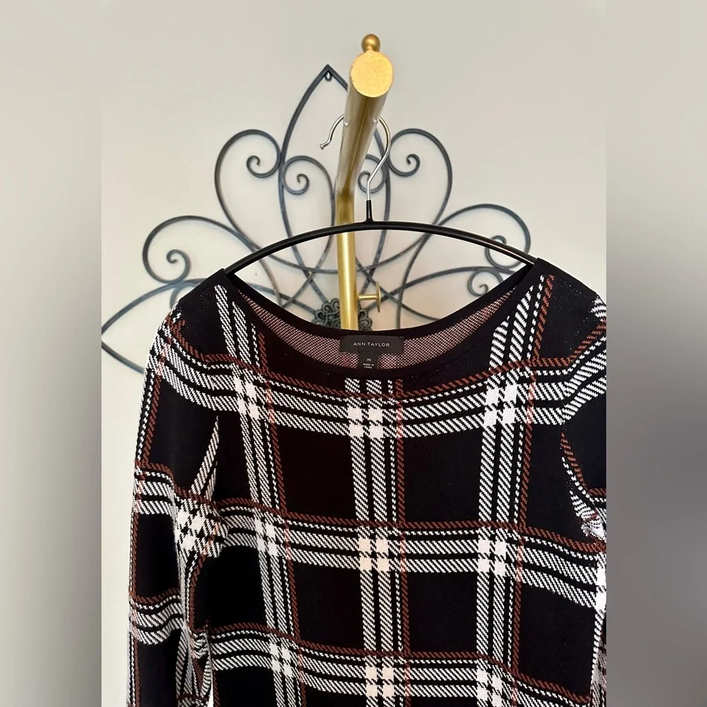Ann Taylor Plaid Sheath Dress - Picture 3 of 3